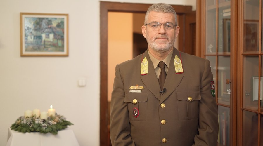 A protestáns tábori püspök adventi üzenete